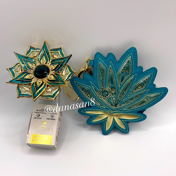 Bath & Body Works Disney Princess Jasmine set of Wallflower and Coin Purse - Picture 1 of 3